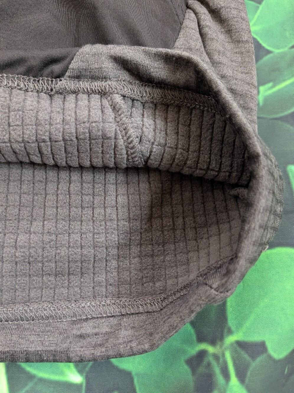 Xersion Long-Sleeve Raglan Shirt For Cold Weather Performance - Picture 6 of 9